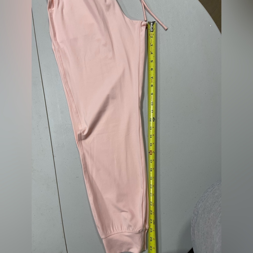 Fabletics high waisted performance jogger in pink buttercream women’s size M - Picture 17 of 17